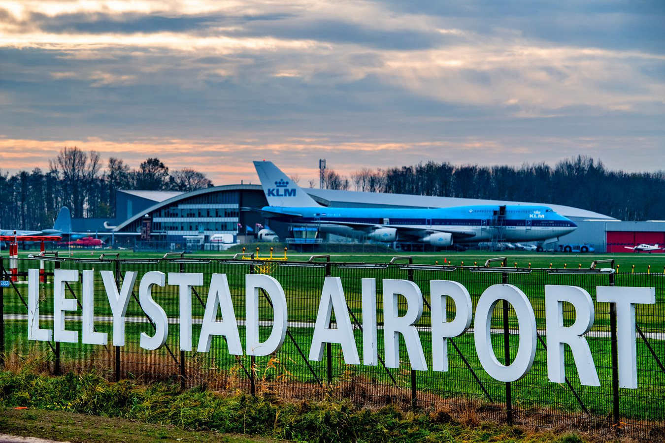 Taxi naar Lelystad Airport 